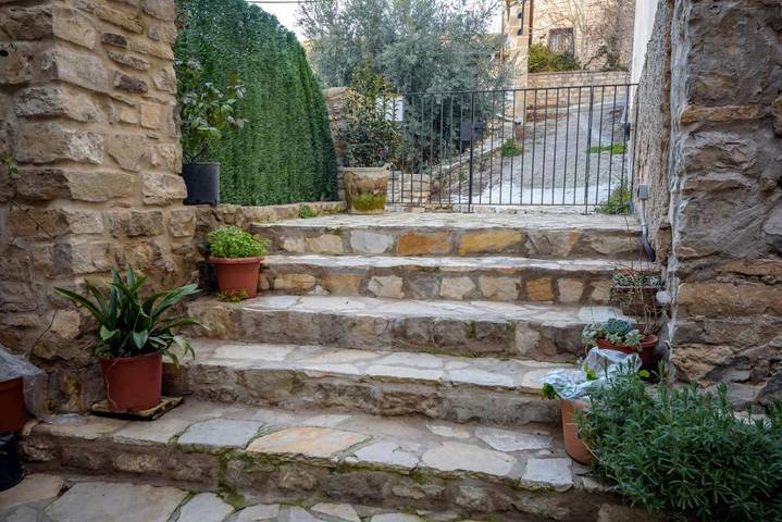 Casa rural para 10 personas, con Balcón y Terraza además de Jardín y Vistas en Salavinera - 4