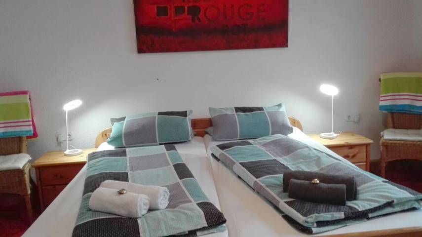 Ferienwohnung für 6 Personen, mit Balkon und Terrasse sowie Garten und Ausblick in Roth - 2