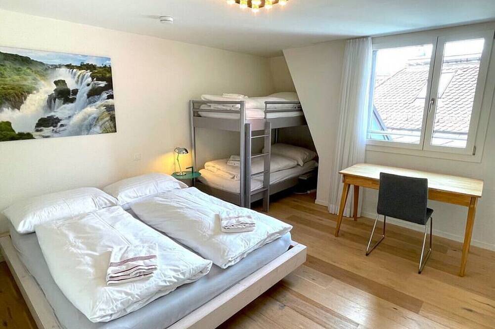 Ganze Wohnung, Swisshut Penthouse 10min Interlaken West Station - Apart. Blume 2 in Interlaken, Thunersee