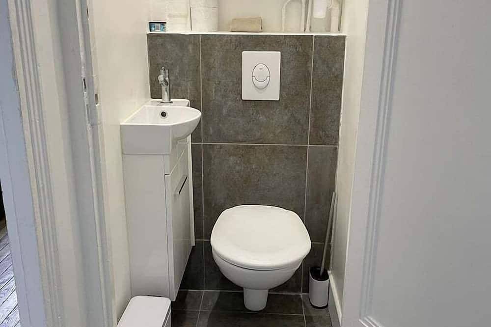 Entire apartment, Tea&Chill T2 La tête dans les nuages - Proche gare in Aulnay-sous-Bois, Seine-Saint-Denis