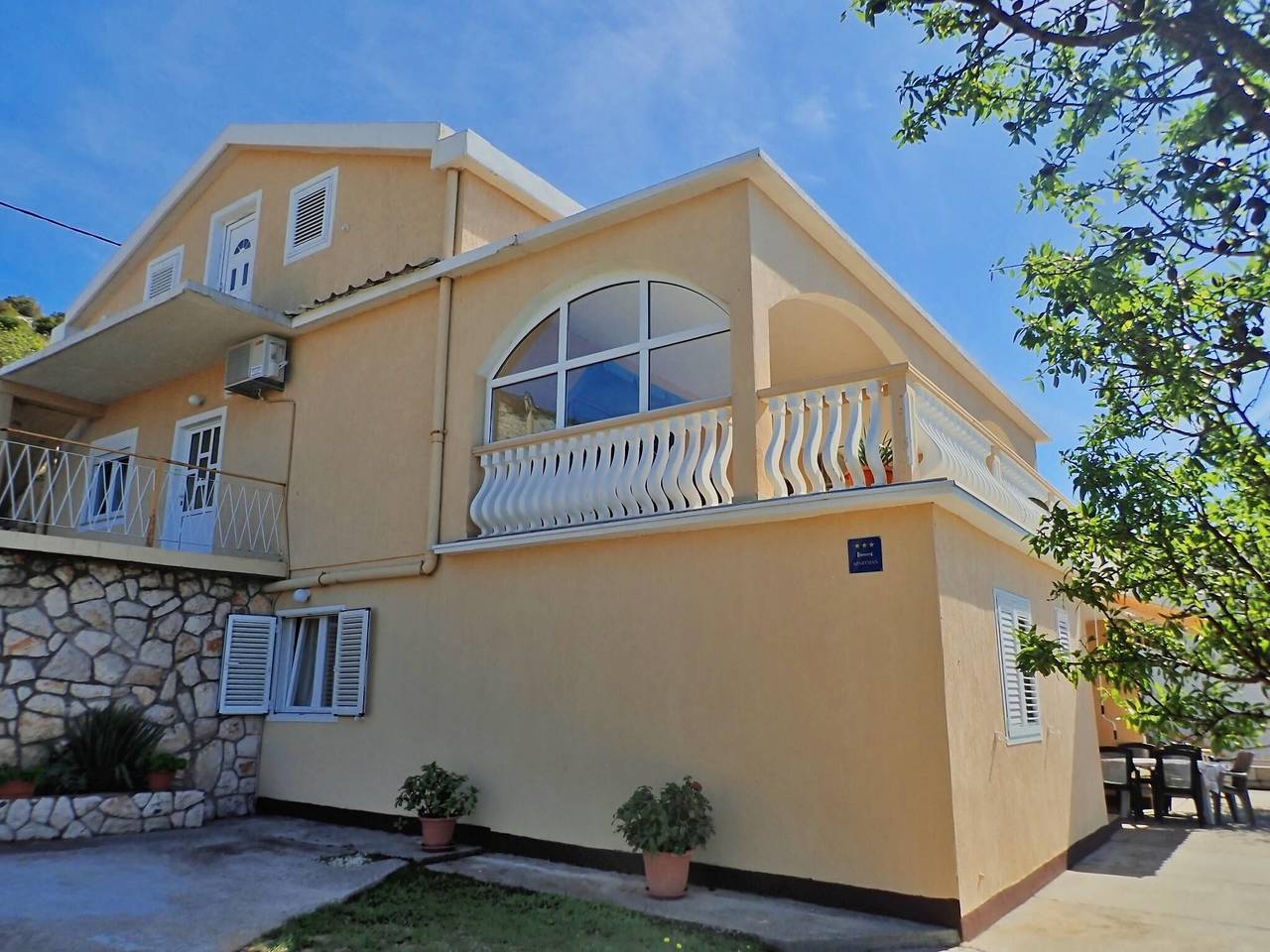 Ganze Wohnung, Wohnung am Velebit-Kanal nahe Paklenica in Baric Draga, Kvarner Festland