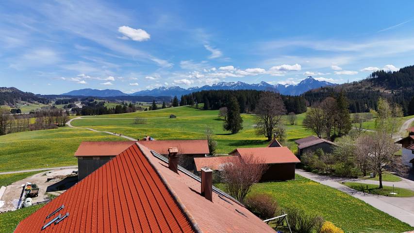 Ferienwohnung für 4 Personen, mit Balkon und Terrasse sowie Garten in Seeg