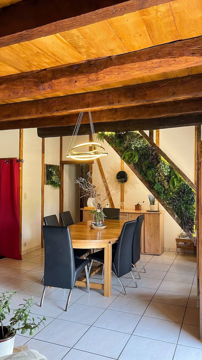 Spacious villa with pool in Bas-Ségala in La Bastide-l'Évêque, Le Bas Ségala