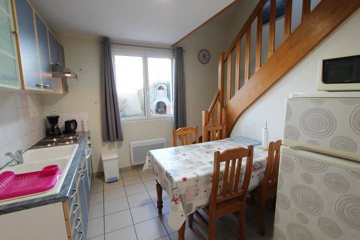 Gîte pour 5 personnes, avec jardin à Surtainville - 3