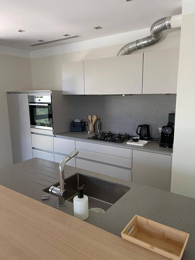 Location de vacances pour 4 personnes, avec vue ainsi que jardin et piscine à Fuveau - 3