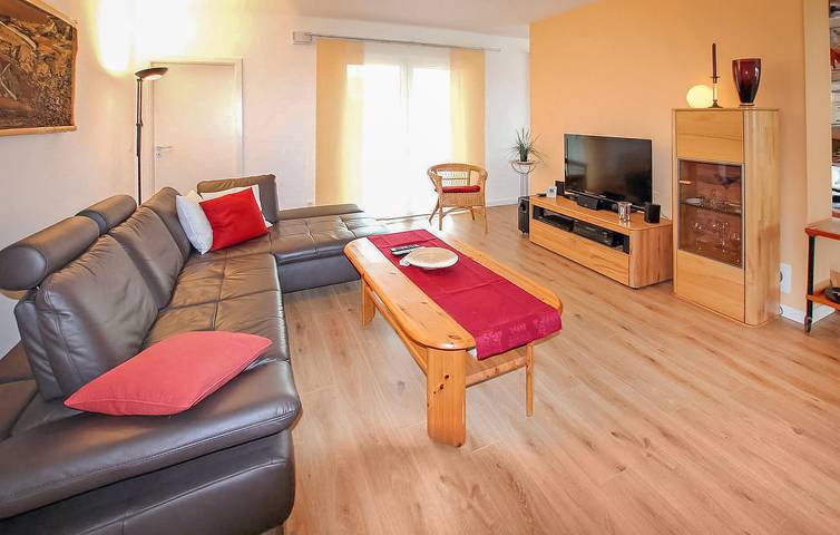 Appartement confortable avec terrasse, parking et WiFi près de Wolgast in Mahlzow, Wolgast