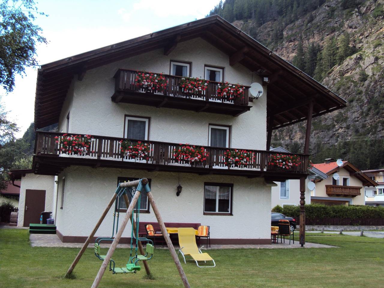 Ganze Ferienwohnung, Appartement für 2-4 Personen in Stubaier Alpen, Längenfeld