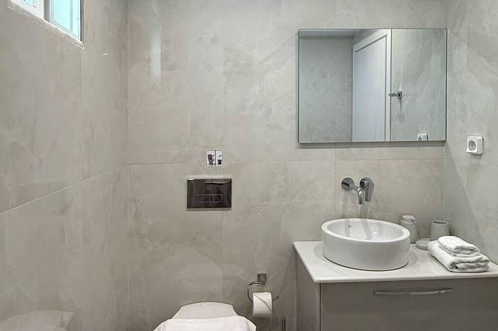 Ferienwohnung für 4 Personen, mit Balkon und Pool in Archangelos - 4