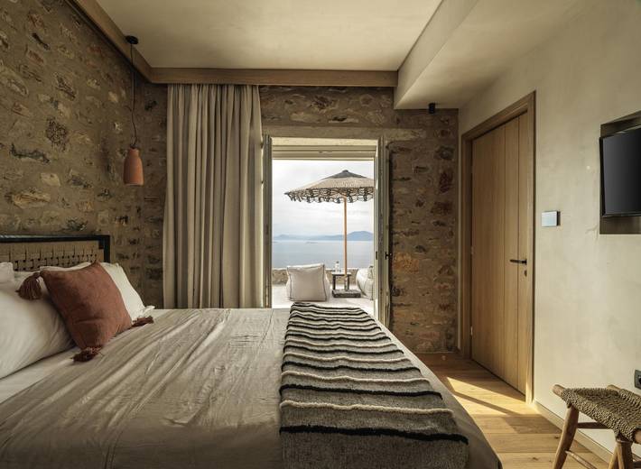 Vakantiewoning voor 2 personen, with zwembad and tuin as well as terras in Pilion
