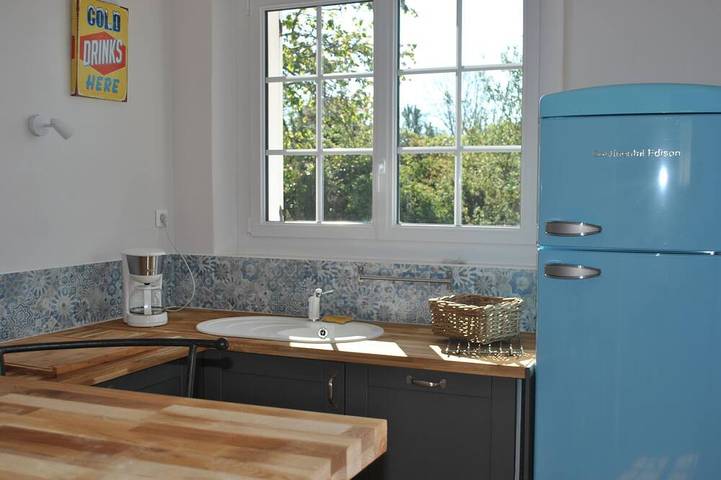 Gîte pour 8 personnes, avec terrasse et jardin à Menars