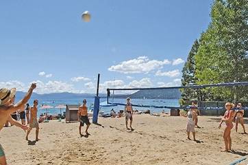 Vacation House for 6 Guests in Diamond Peak, Lake Tahoe, Picture 4