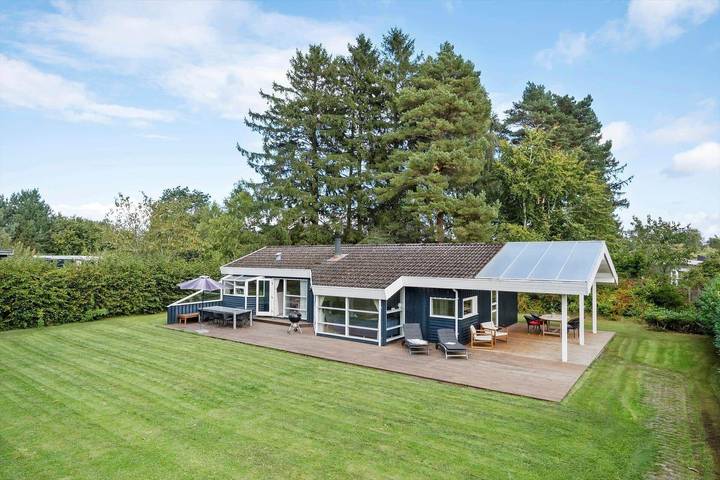 Ferienhaus für 6 Personen, mit Whirlpool und Sauna sowie Garten und Terrasse, mit Haustier - 1