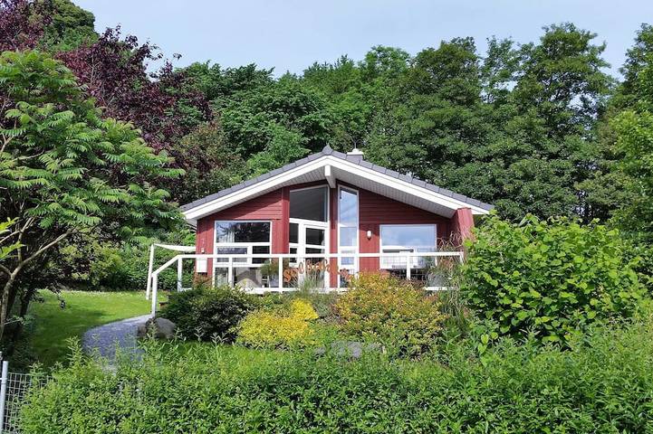 Ferienhaus für 4 Personen, mit Terrasse und Garten - 1
