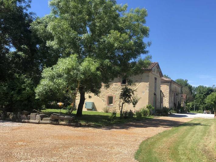 Gîte pour 5 personnes, avec piscine et terrasse - 1