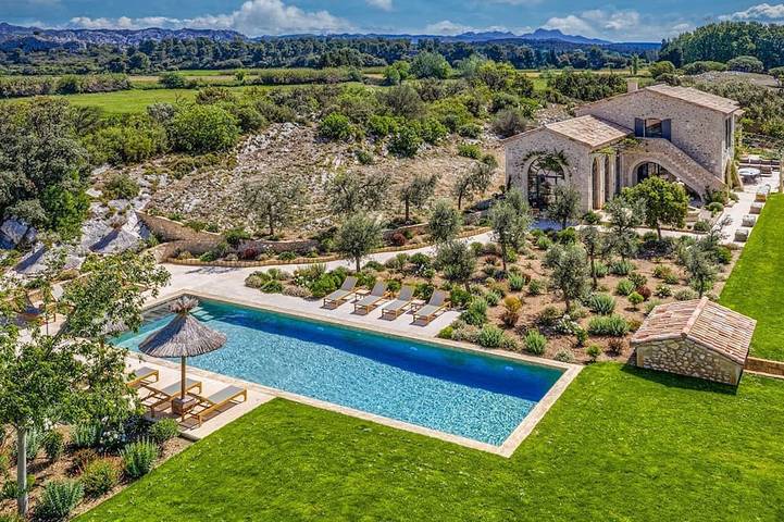 Villa für 14 Personen, mit Garten