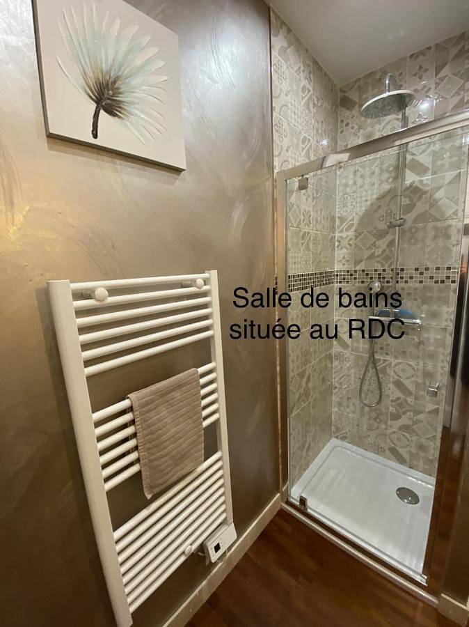 Location de vacances pour 3 personnes, avec piscine et jardin à Berson - 2