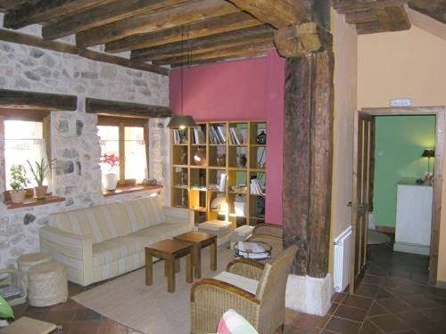 Casa rural para 16 personas, con piscina y jardín en Espirdo - 4