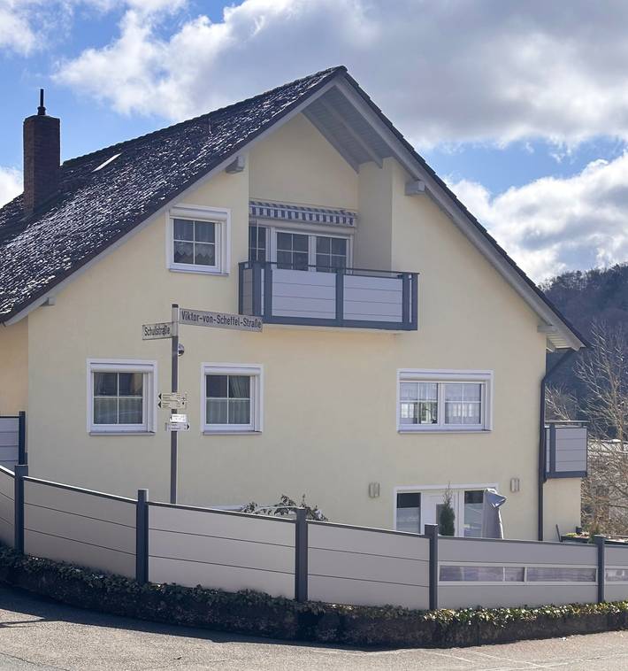 Ferienwohnung für 5 Personen, mit Balkon und Garten