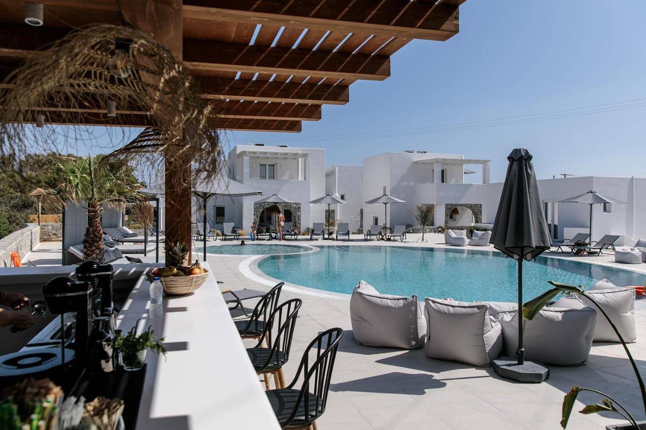 Cosmos Hotel in Agia Anna, Naxos