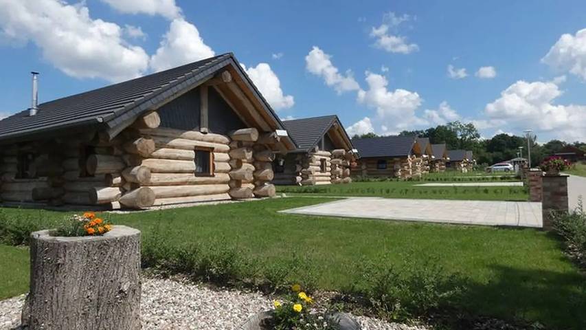 Chalet für 4 Personen, mit Garten in Mecklenburgische Seenplatte