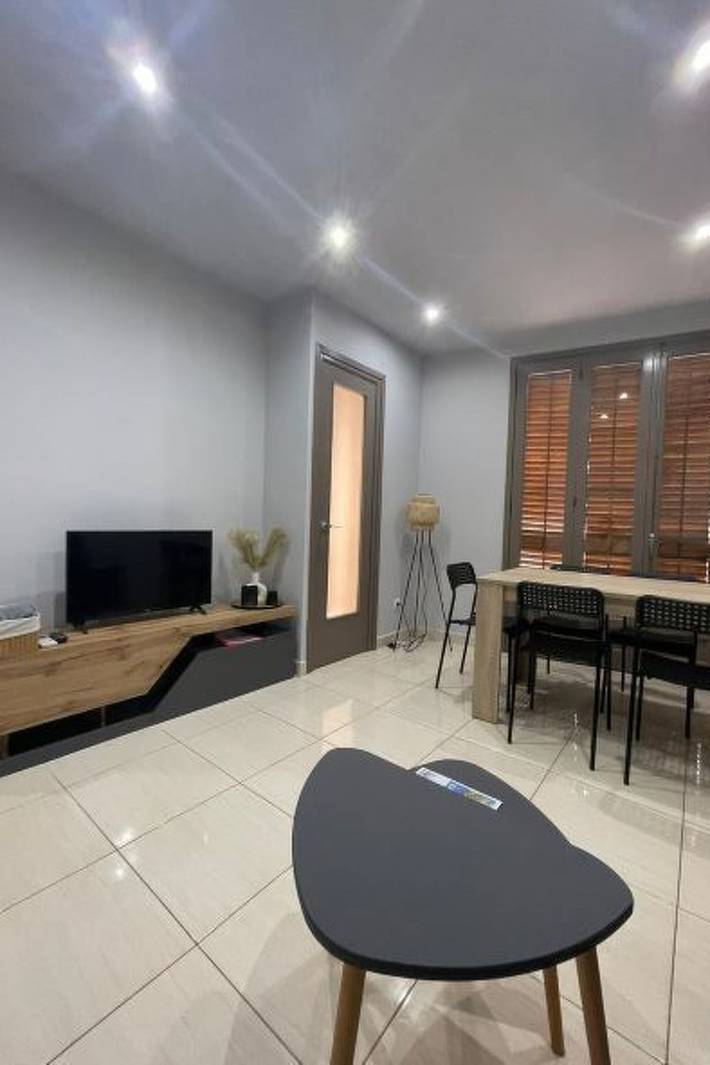 Ganze Wohnung, Wohnung "Stockwerk 2" mit Balkon in Camarasa, Noguera