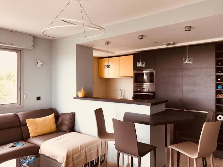 Gîte pour 4 personnes, avec Balcon ainsi que Terrasse et Vue dans Plage du Chay - 3