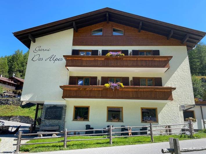 Chambre d’hôte pour 4 personnes, avec terrasse ainsi que vue et sauna à Stelvio