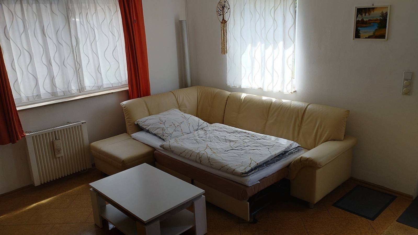 Gästehaus mit 3 Schlafbereichen, Gemeinschaftspool, privater Terrasse und Wlan in Glien, Ruppiner Seenland