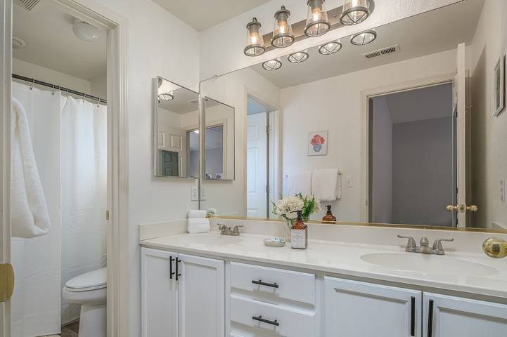 Location de vacances pour 12 personnes, avec jardin et balcon, animaux acceptés à Reno - 2