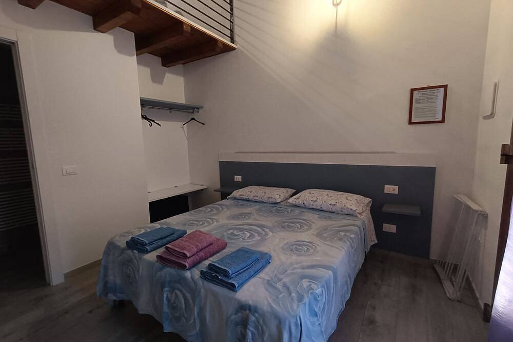Ganze Wohnung, Zimmer „Sarnico“. in Marone, Gemeinde Marone