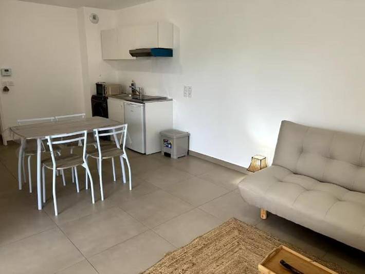 Gîte pour 2 personnes, avec balcon à Ville-la-Grand - 2