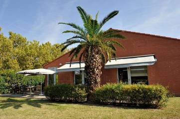 Hôtel pour 2 personnes, avec jardin et terrasse, animaux acceptés à Labège
