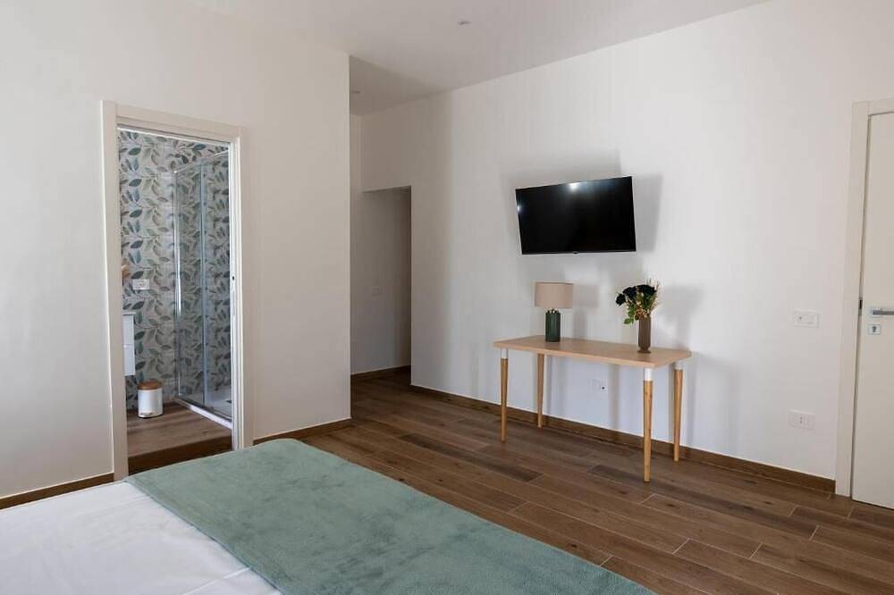 Maraf Rooms Venere - Elegance and Comfort near Pompeii in Torre Annunziata, Vesuvio National Park