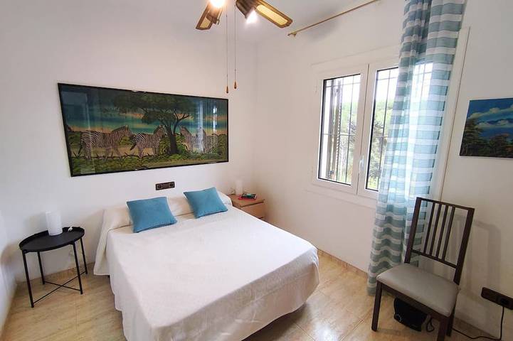 Villa pour 6 personnes, avec piscine ainsi que balcon et jardin à Sant Feliu de Guíxols - 2