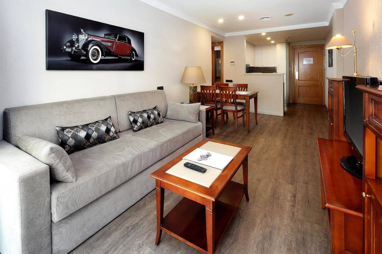 Appart’hôtel pour 10 personnes avec terrasse in Barcelona Centre, Barcelone