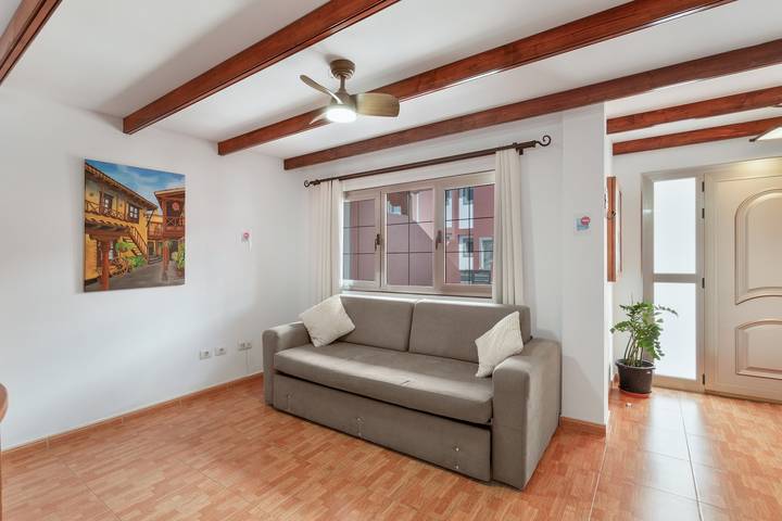 Vacation Home 'Florymar' with Terrace and Wi-Fi in Las Mejías, Ingenio