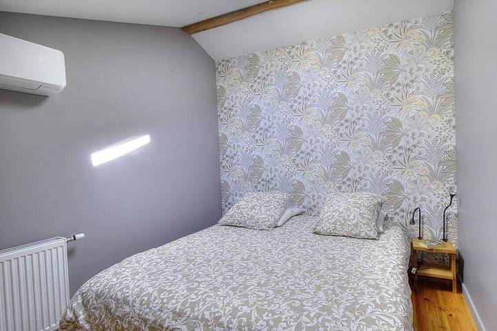 Location de vacances pour 4 personnes, avec jardin à Thurins - 3