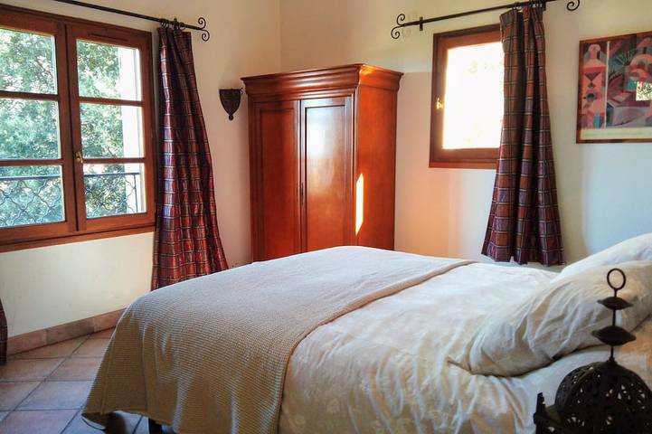 Location de vacances pour 8 personnes, avec jardin à Urtaca - 2