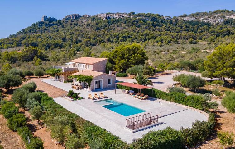 Apartamento con vistas al mar, piscina y terraza, a 2 km de la playa de Cala Millor in Son Servera, Mallorca Este