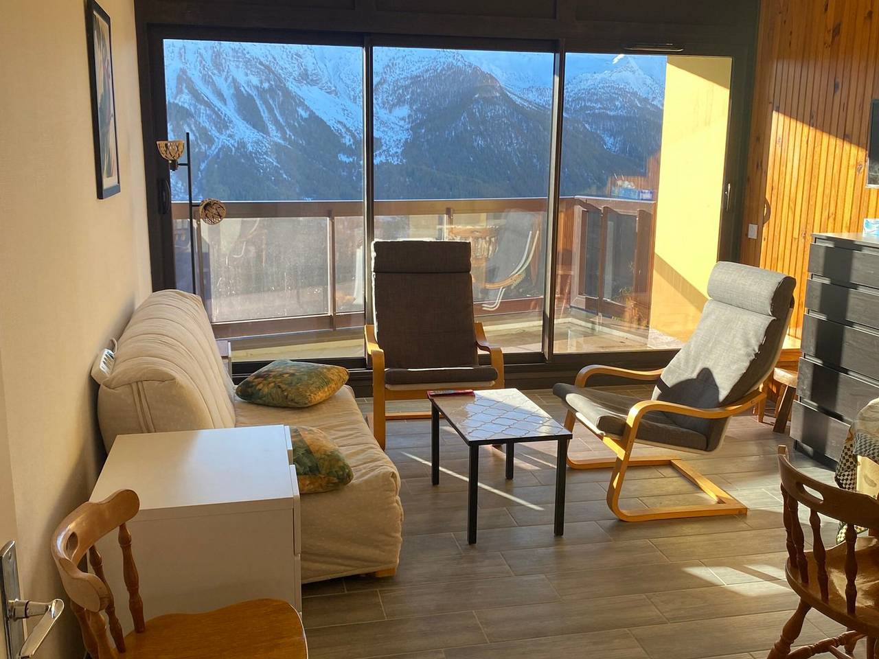 Ganze Wohnung, Renovierte 3-Zimmer-Wohnung, nahe Pisten & Geschäften in Orcières, Nationalpark Écrins