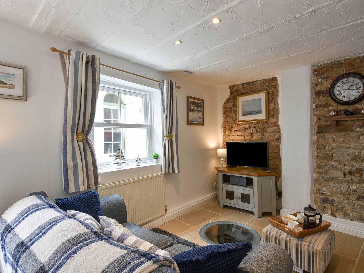 Honeymoon Cottage in Appledore, Devon