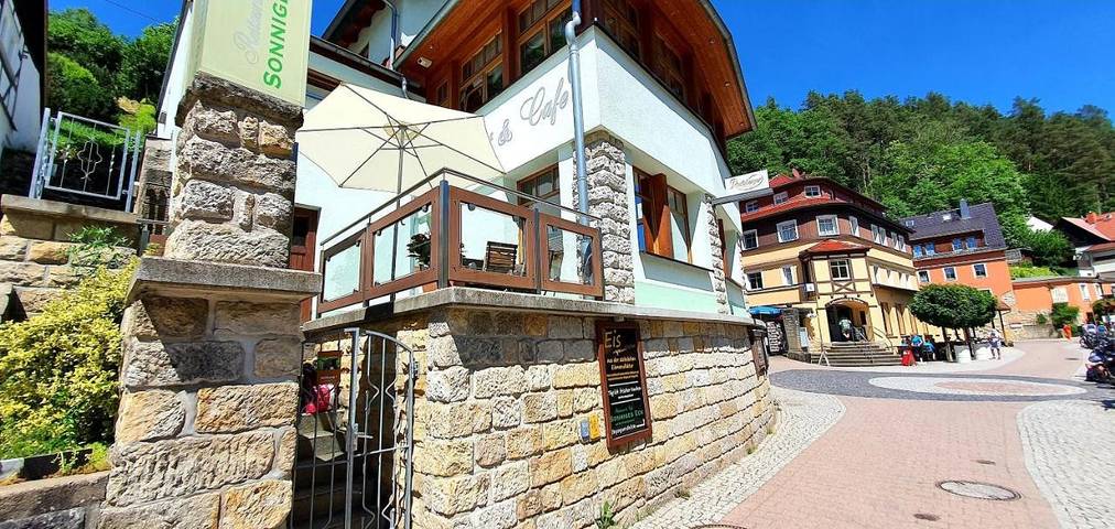 Ferienwohnung für 2 Personen, mit Terrasse und Ausblick in Rathen