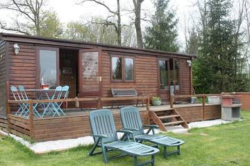Maison de campagne pour 6 personnes, avec jardin et terrasse, animaux acceptés à Massignac