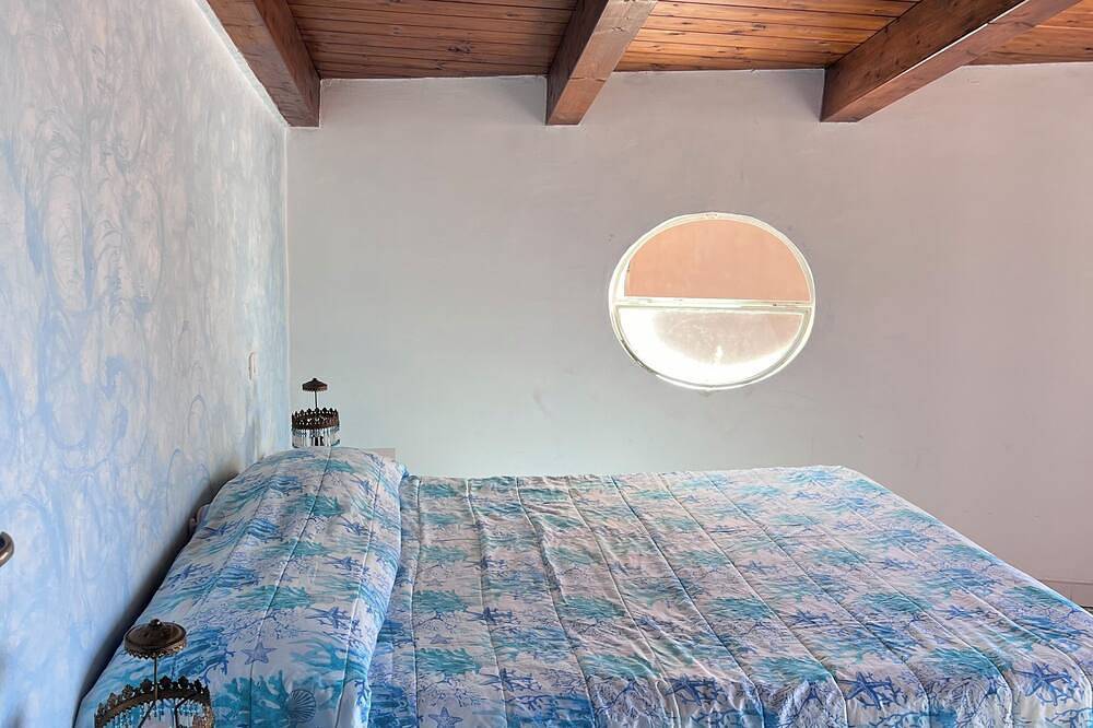 Ganze Wohnung, 2-bedroom apartment in fantastic Castellabate with Ac in Santa Maria di Castellabate, Cilento