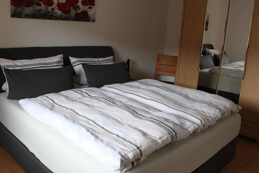 Entire apartment, Apartment Siegel - apartment/apartment, shower, toilet, 1 bedroom in Heimweiler, Palatinate Uplands