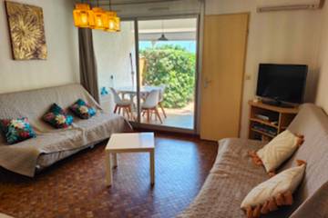 Gîte pour 5 personnes, avec jardin dans Plage du Grazel