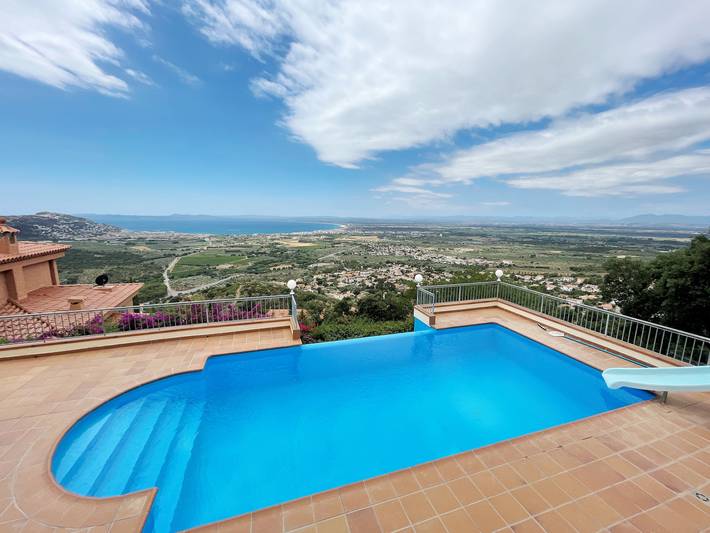 Casa rural para 8 personas, con terraza en Roses - 2