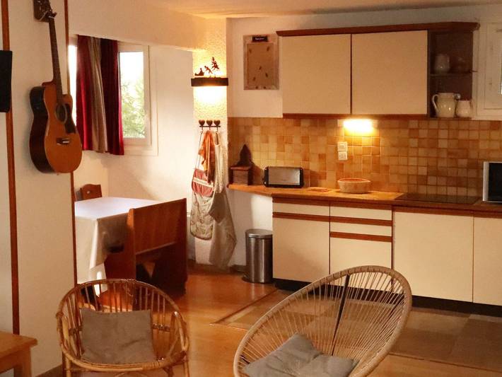 Gîte pour 8 personnes, avec balcon dans Office De Tourisme Des Orres - 3