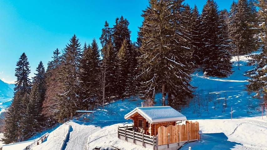 Gîte pour 2 personnes, avec Jacuzzi ainsi que Terrasse et Vue