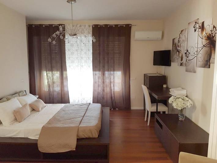 Ferienwohnung für 3 Personen, mit Garten und Whirlpool, mit Haustier in Pompei